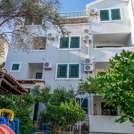 Apartman Zenta Petrovac Екстер'єр фото