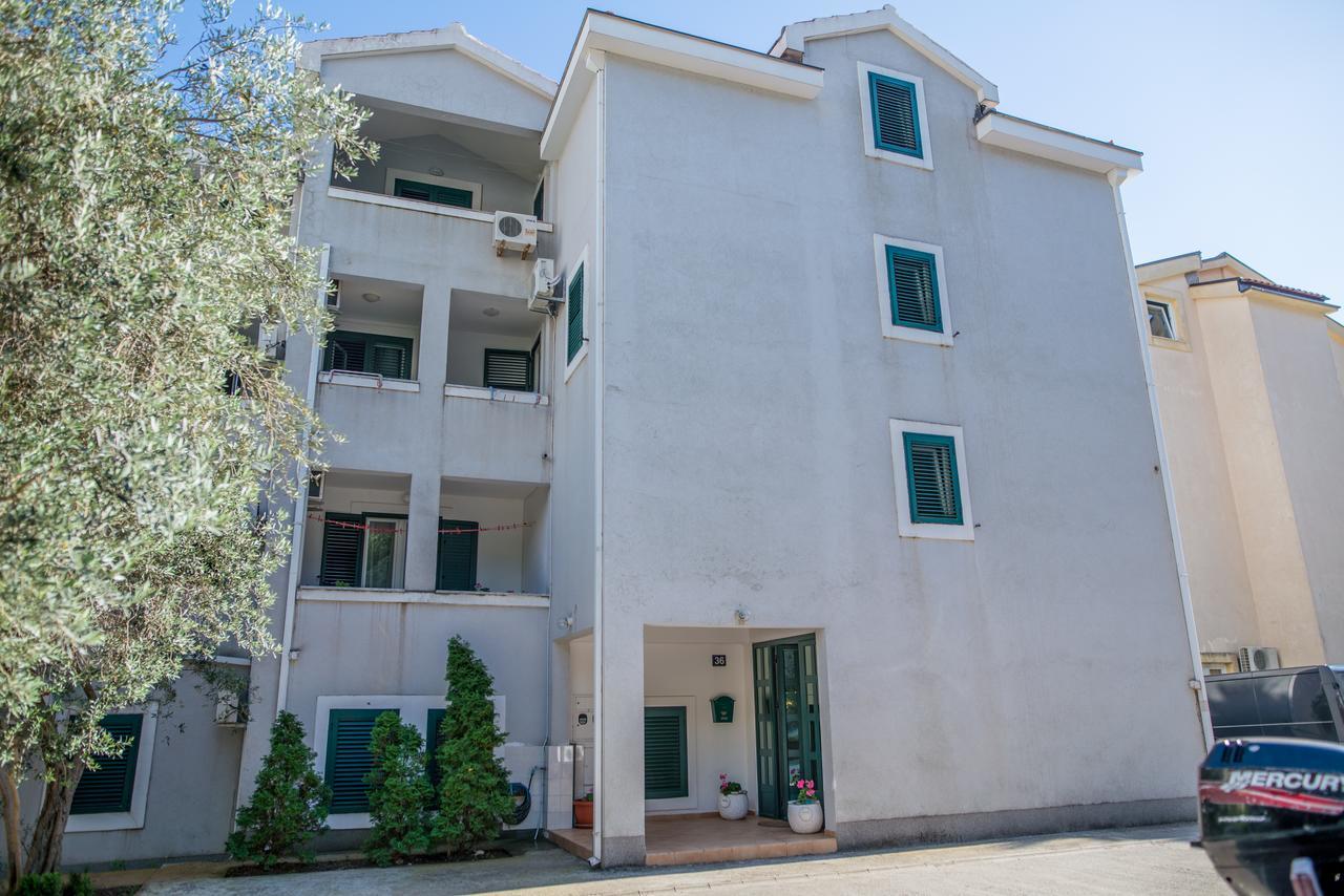 Apartman Zenta Petrovac Екстер'єр фото